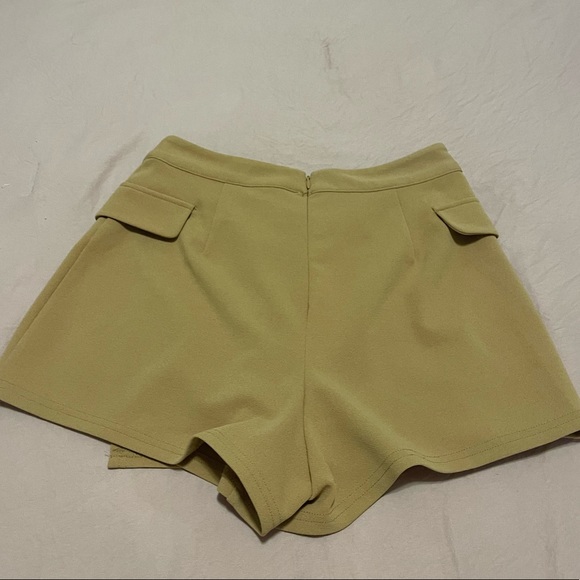 Camel short skirt - Picture 2 of 3